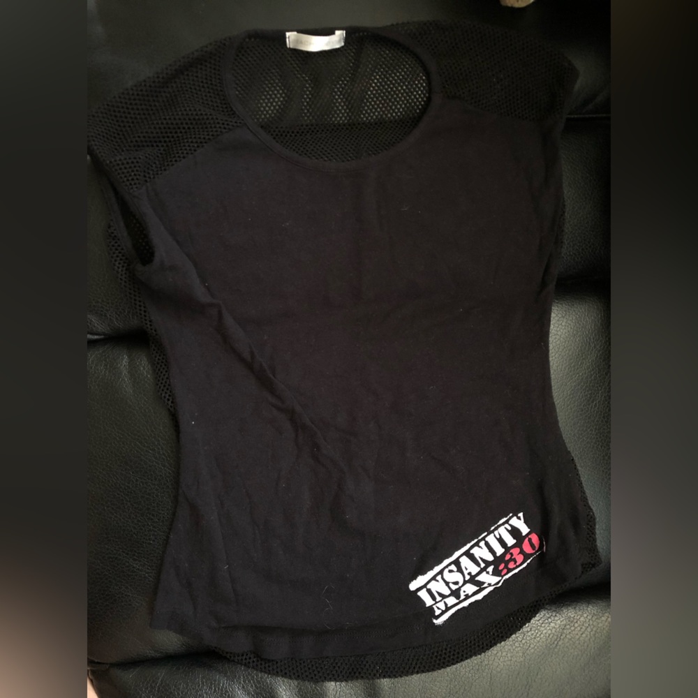 Beachbody Insanity Max 30 Mesh Back Short sleeve tee t shirt women XS! NWOT